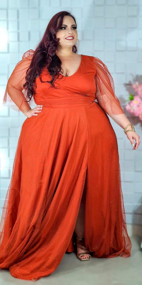 Vestido Plus Size Tule Gliterado Mangas Flair de Festa