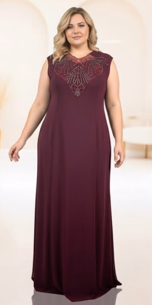 Vestido Plus Size Festa em Crepe Bordado sem mangas