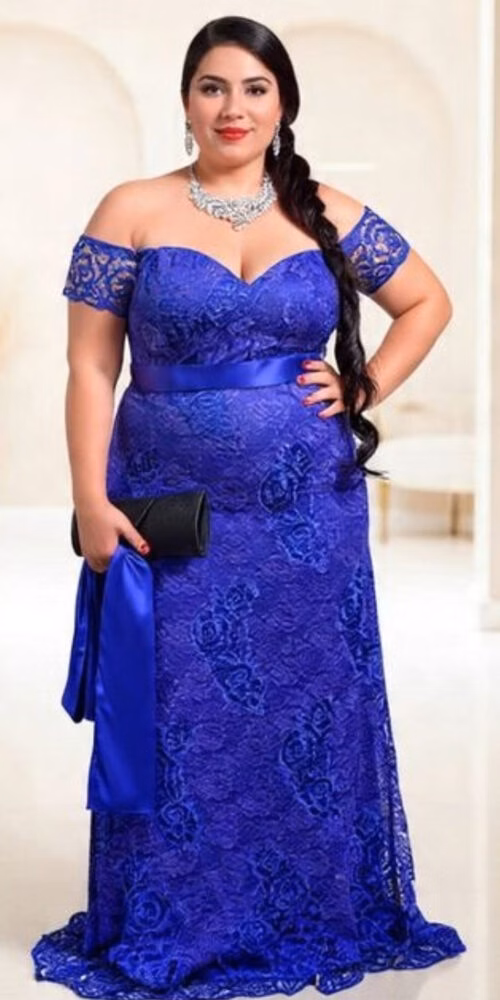 Vestido Plus Size de Festa Longo decote ombro a ombro