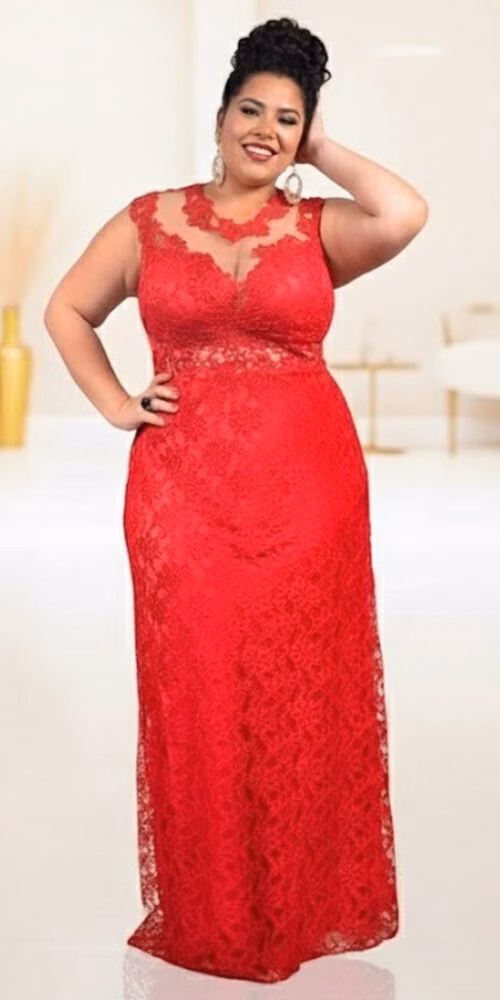 Vestido Plus Size de Festa Longo em Renda e Tule