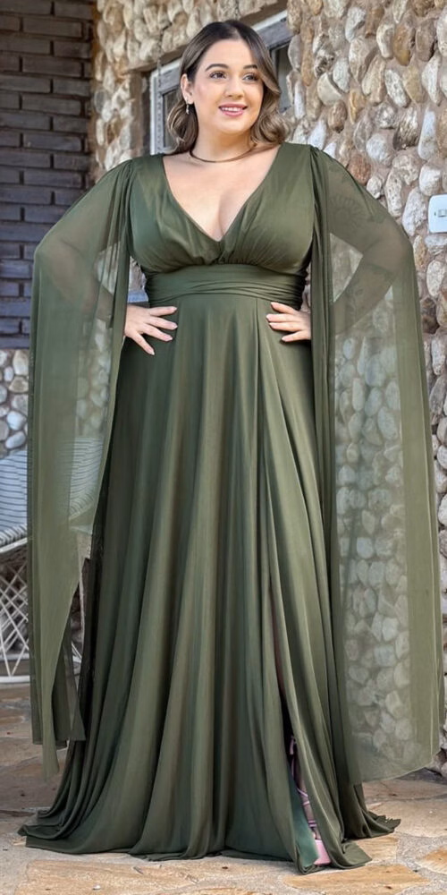 Vestido Plus Size Mangas Capa de Festa