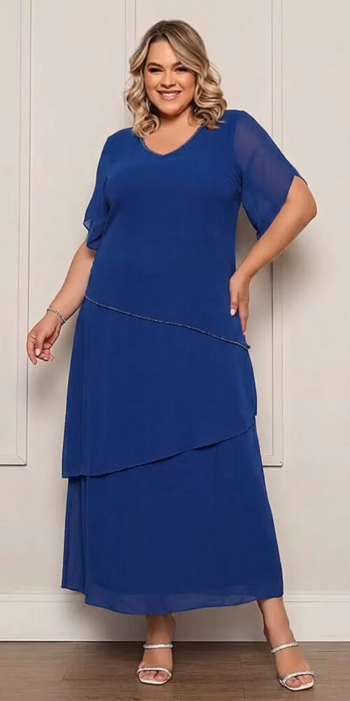 Vestido Festa Midi em Camadas Bordado Plus Size