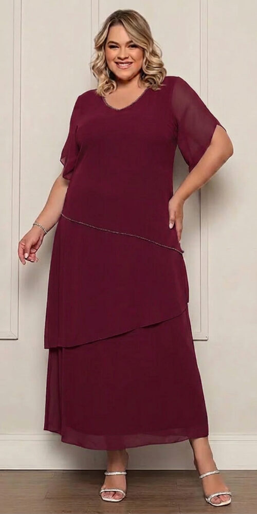 Vestido Festa Midi em Camadas Bordado Plus Size