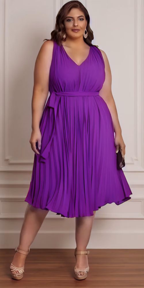Vestido Midi Plus Size Trapézio Plissado