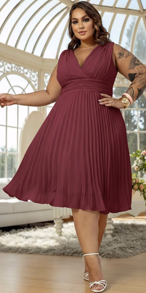Vestido Festa Plus Size Plissado Curto
