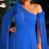 Vestido Longo Plus Size Flores e Echarpe de Festa
