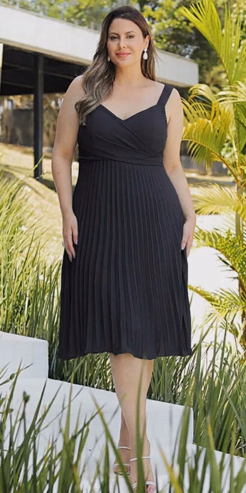 Vestido Midi Saia Plissada Plus Size
