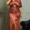 Vestido Plus Size Cetim Drapeado de Festa