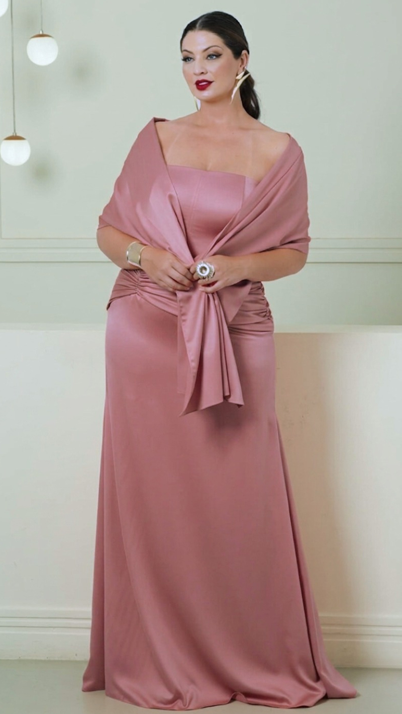 Vestido Festa com Echarpe Plus Size