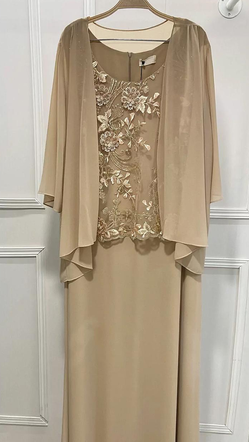 Vestido Festa Detalhe Renda com Cardigã Plus Size