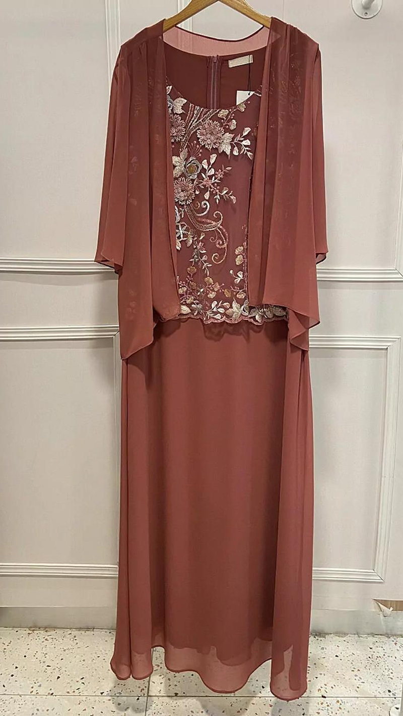 Vestido Festa Detalhe Renda com Cardigã Plus Size