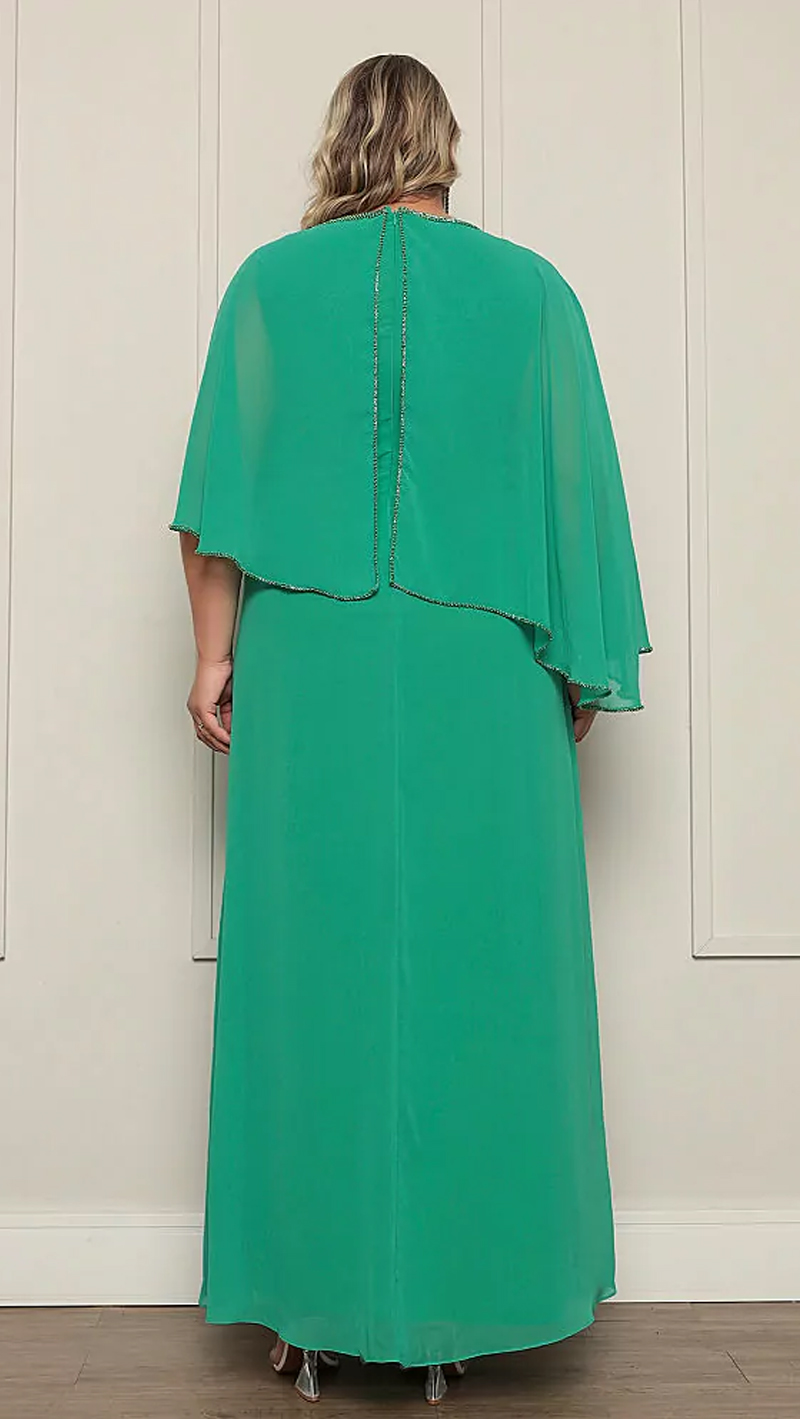 Vestido Festa com Capa Bordada à Mão Plus Size
