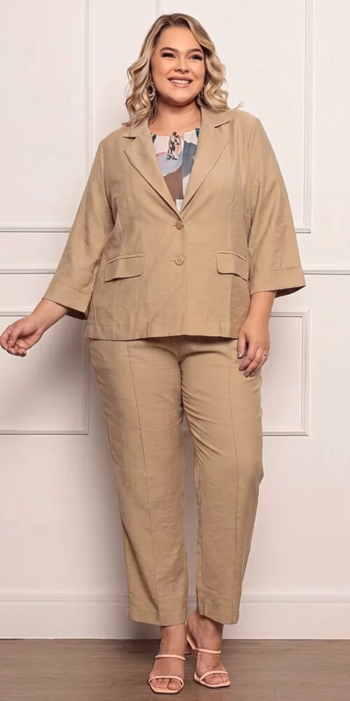 Conjunto em Alfaiataria Tecido Marrant Plus Size