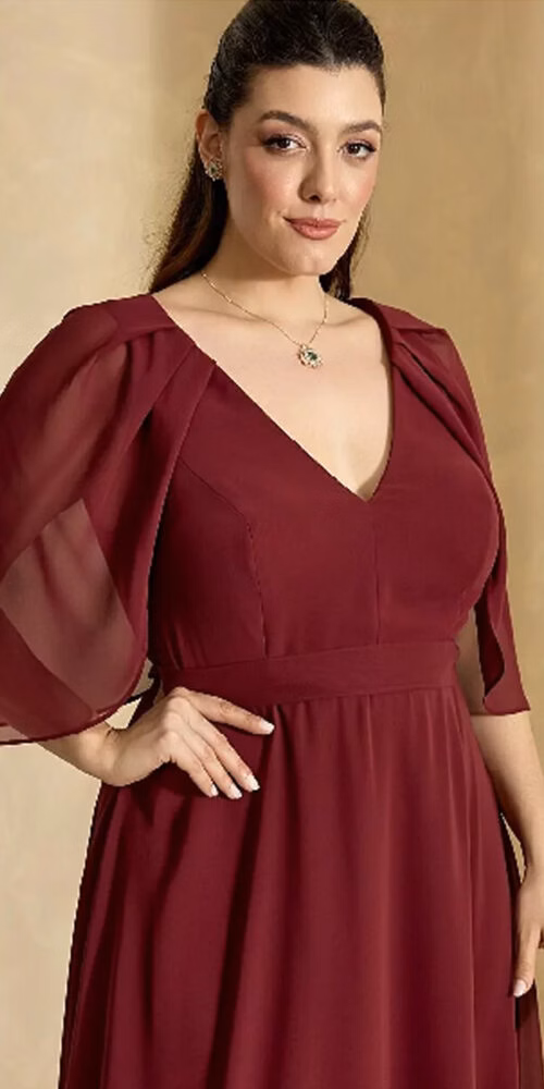 Vestido Madrinhas com Capa Drapeada Plus Size