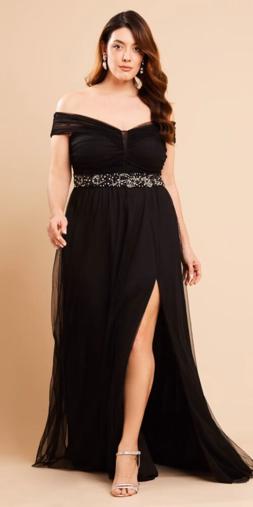 Vestido de Festa Tule Bordado Plus Size