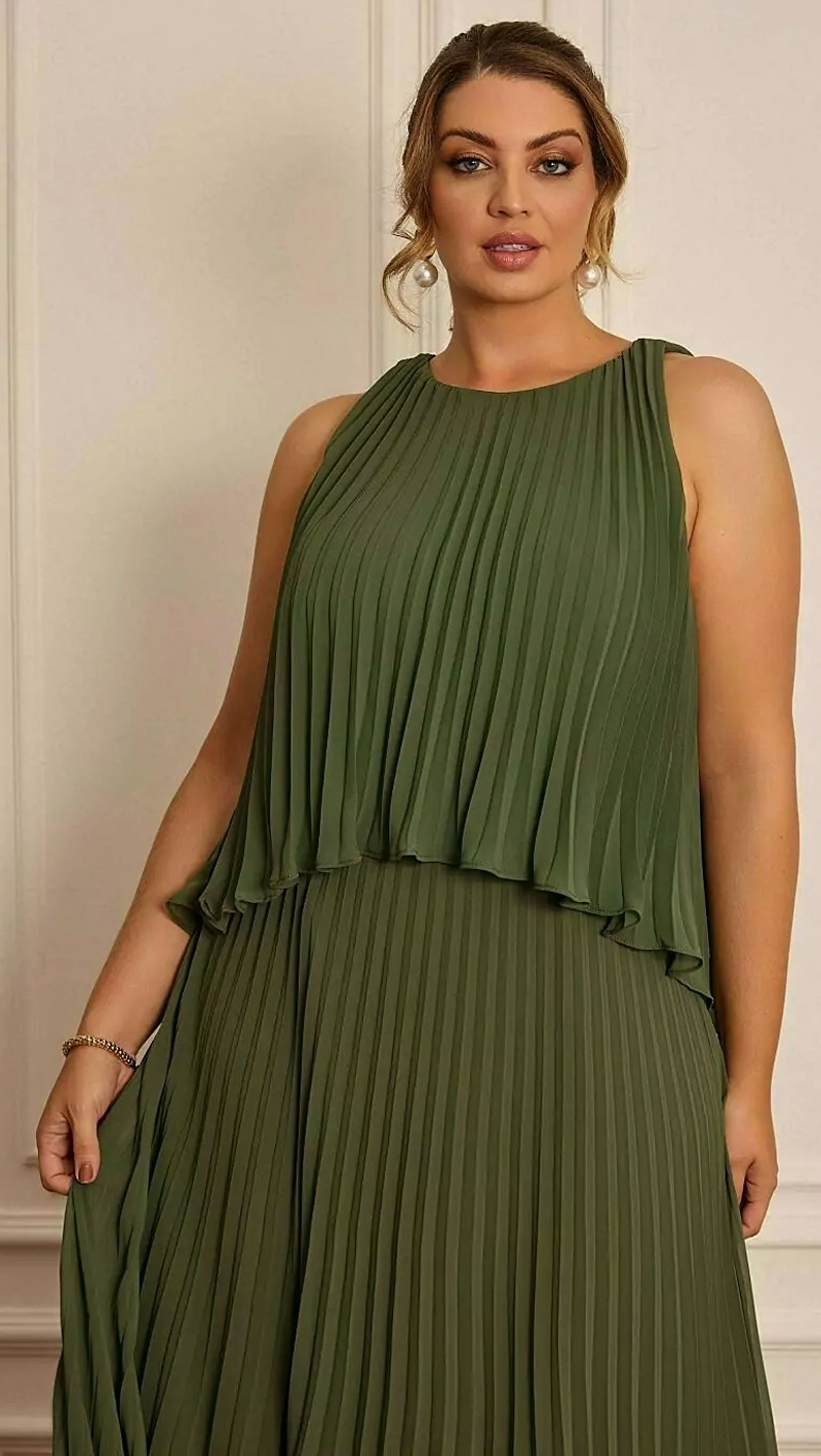 Vestido Festa Longo Plissado Plus Size