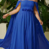Vestido Festa Manga Capa e Cinto Flores Plus Size