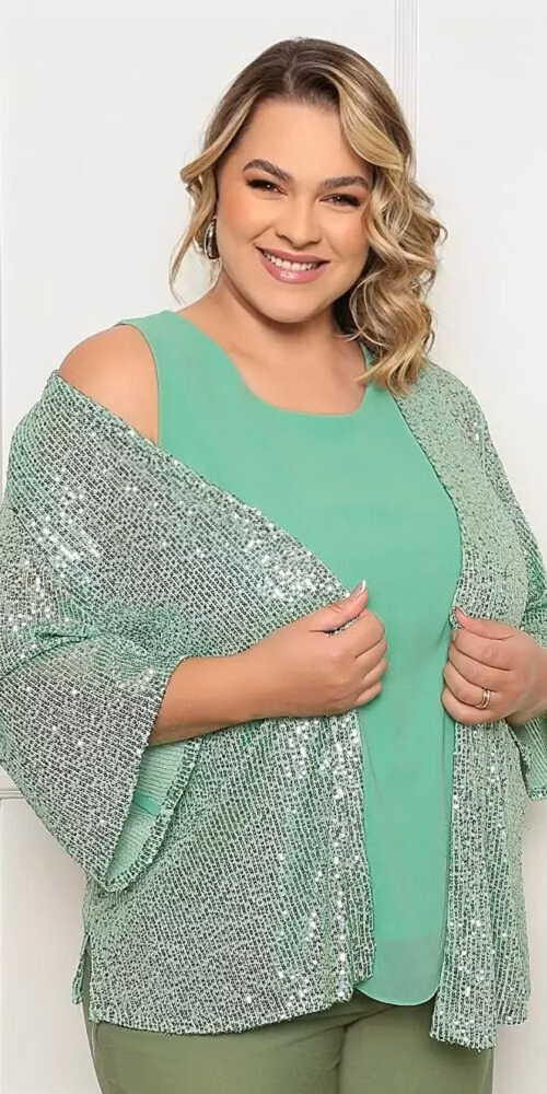 Twint Set com Cardigã em Paetês Plus Size