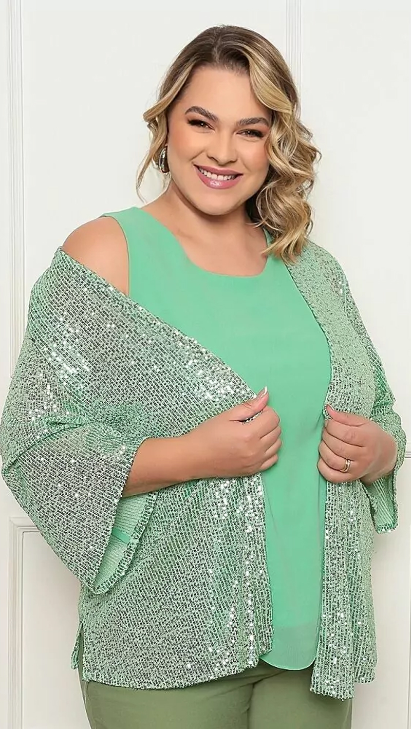Twint Set com Cardigã em Paetês Plus Size