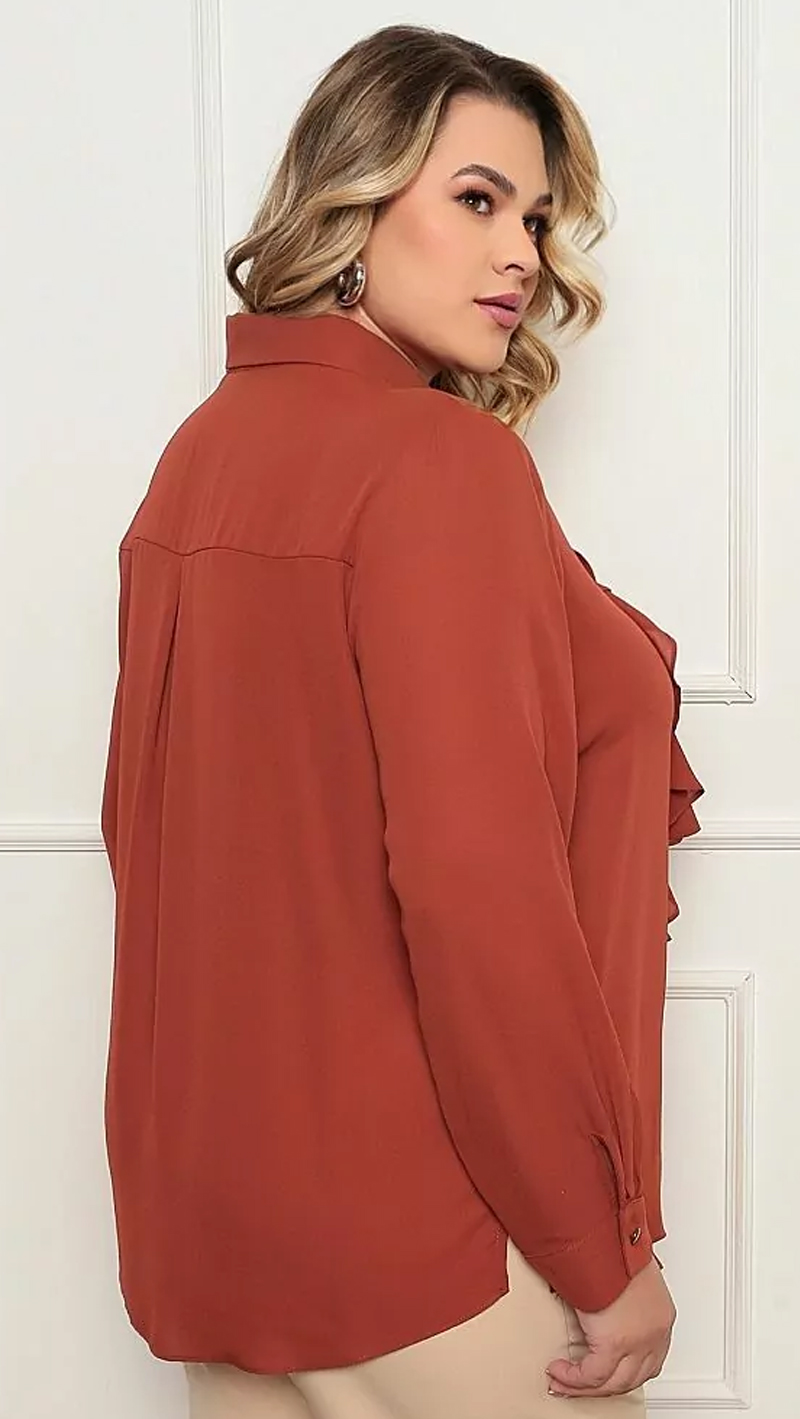 Camisa Crepe com Jabour Plus Size