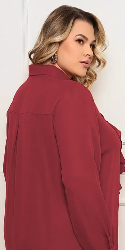 Camisa Crepe com Jabour Plus Size