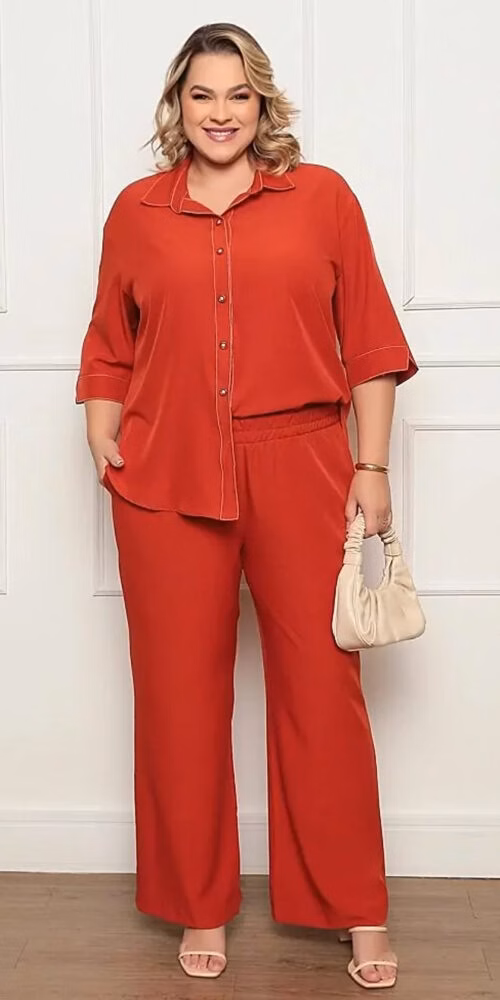 Conjunto com Camisa e Calça Pantalona Plus Size
