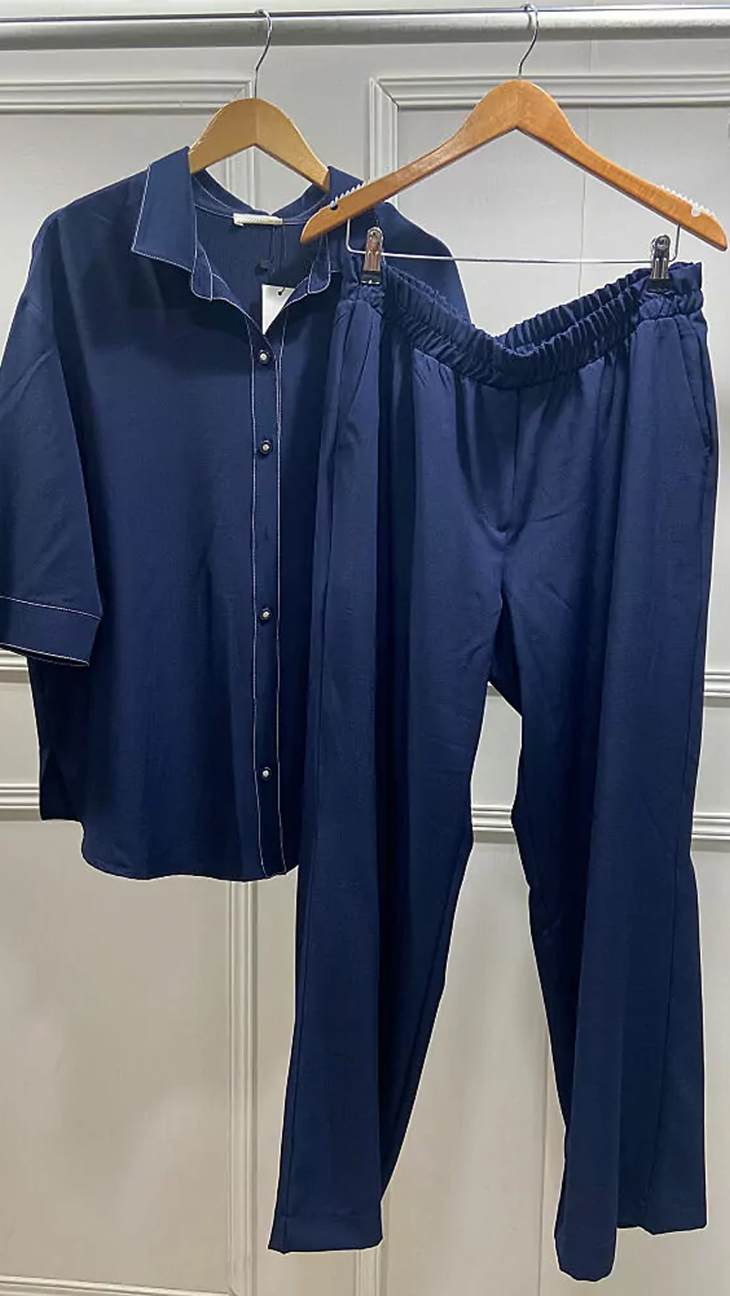Conjunto com Camisa e Calça Pantalona Plus Size