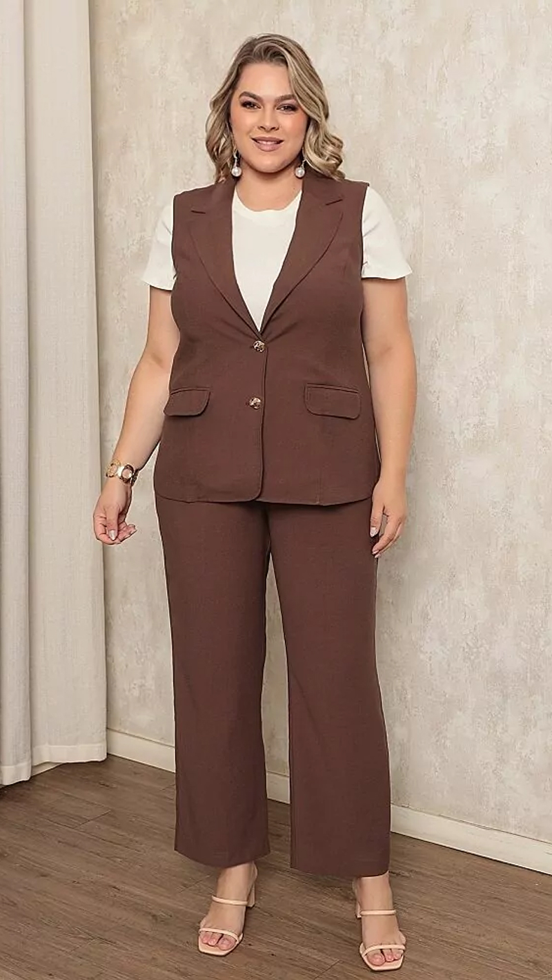 Conjunto com Colete Longo Plus Size