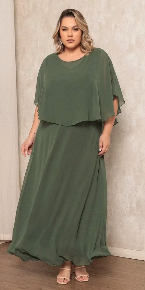 Vestido Festa Plus Size Capa e Saia Evasê