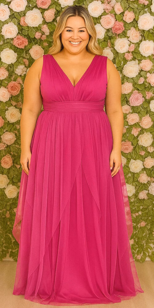 Vestido Festa Plus Size Recortes Tule
