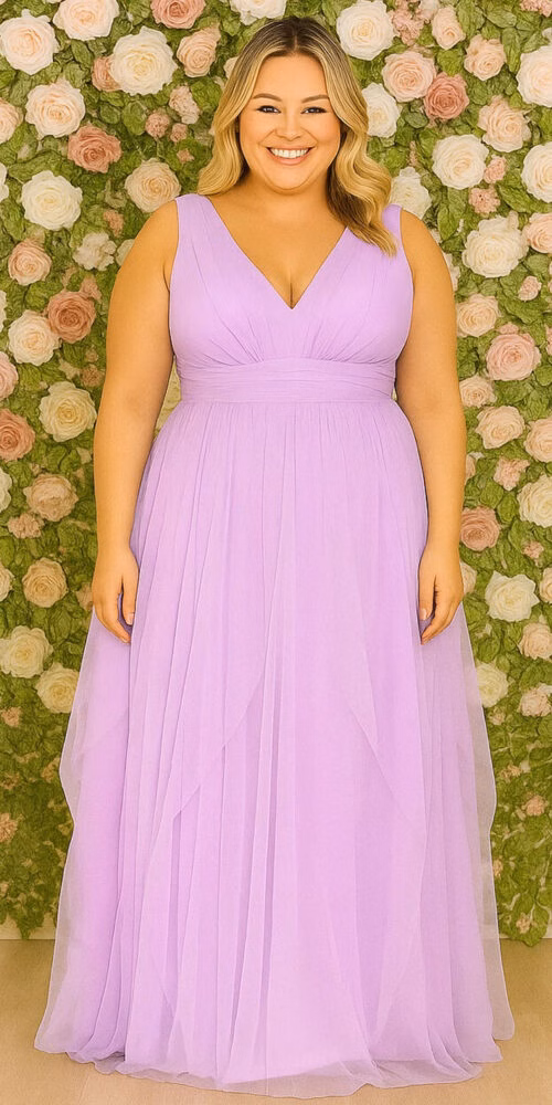 Vestido Festa Plus Size Recortes Tule