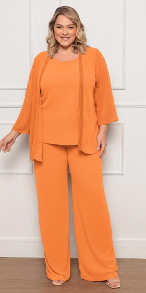 Trijunto Crepe Bordado Manual Plus Size