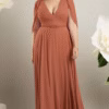 Vestido Plus Size em Crepe Manga Infinita de Festa
