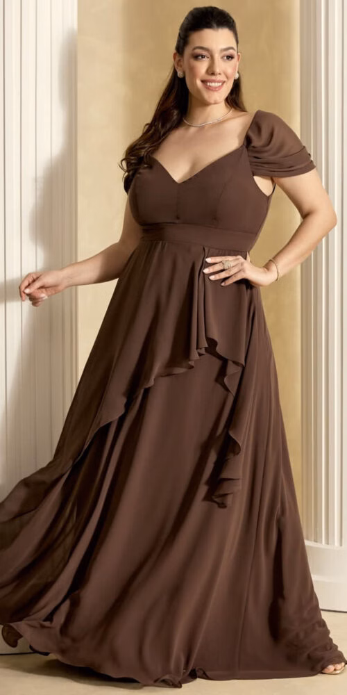 Vestido Festa Plus Size com Saia Sobreposta