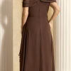 Vestido Festa Plus Size com Saia Sobreposta
