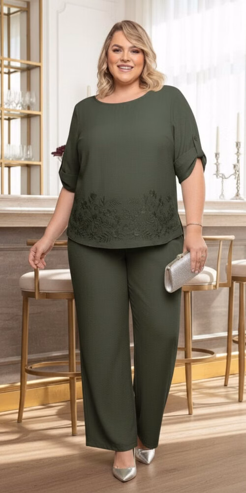 Conjunto Com Túnica Bordada Plus Size