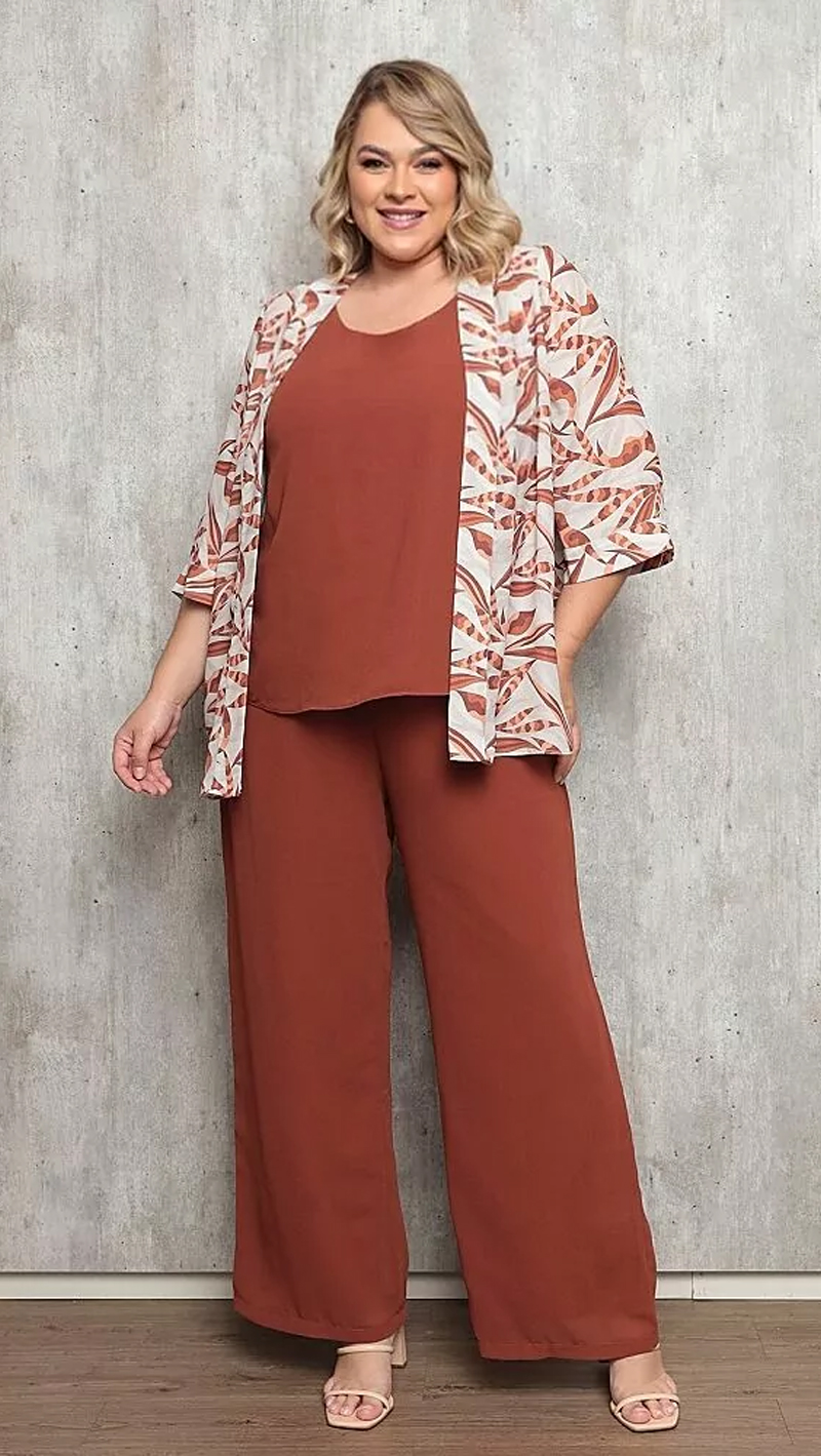 Trijunto com Cardigã Estampado Plus Size