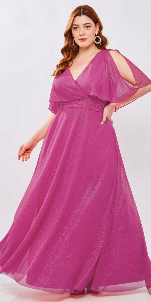 Vestido de Festa com Faixa Bordada Plus Size