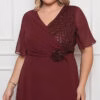 Vestido Plus Size Midi Festa Detalhe Renda e Flor