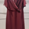 Vestido Plus Size Midi Festa Detalhe Renda e Flor