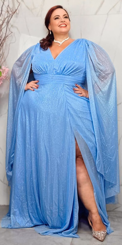 Vestido de Festa com Brilho e Manga Capa Plus Size