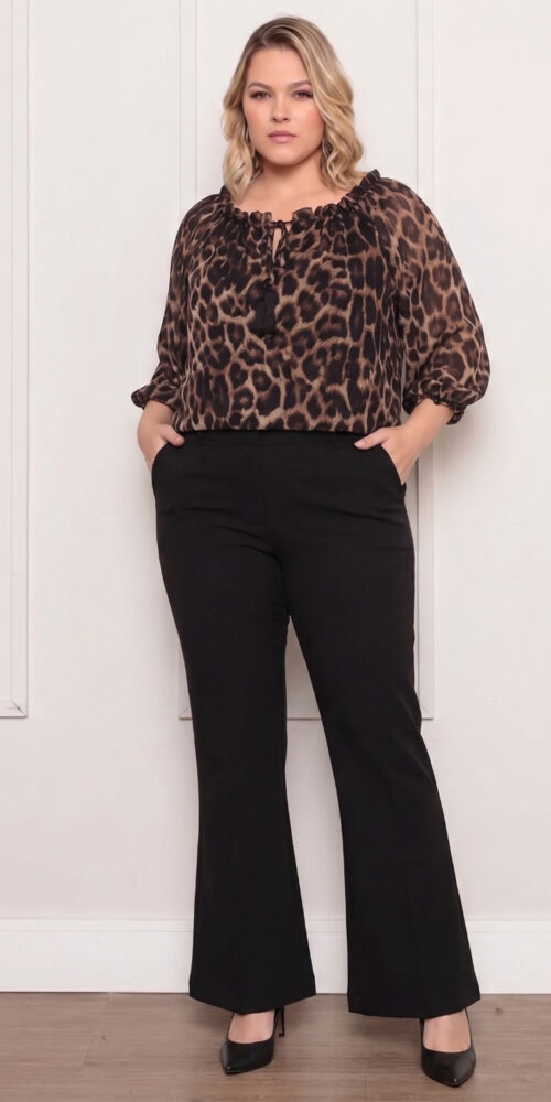 Bata em Crepe Animal Print Plus Size