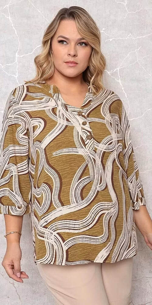 Blusa Estampada com Mangas Plus Size