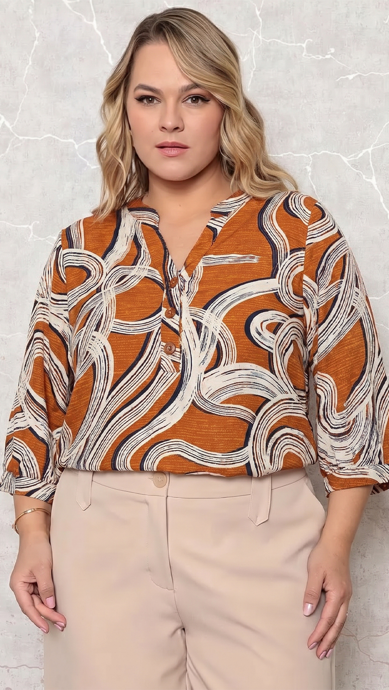 Blusa Estampada com Mangas Plus Size