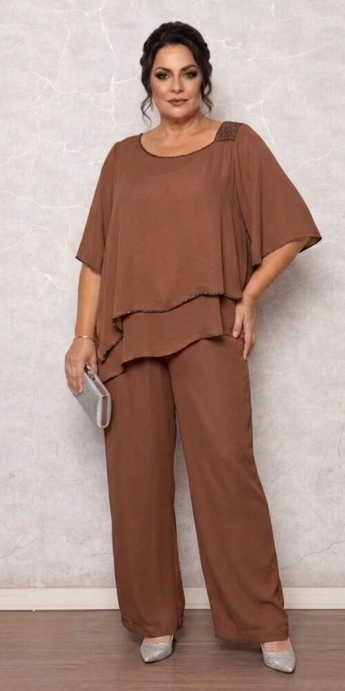 Conjunto Festa Bordado Manual Assimétrico Plus Size