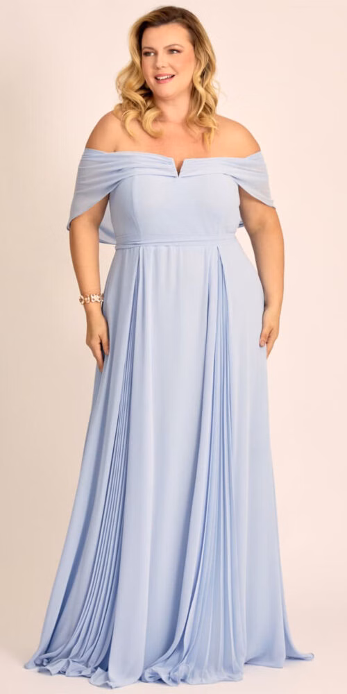 Vestido de Festa Ombro a Ombro Detalhe Plissado Plus Size