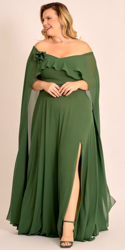 Vestido Festa Capa Longa e Flor Plus Size