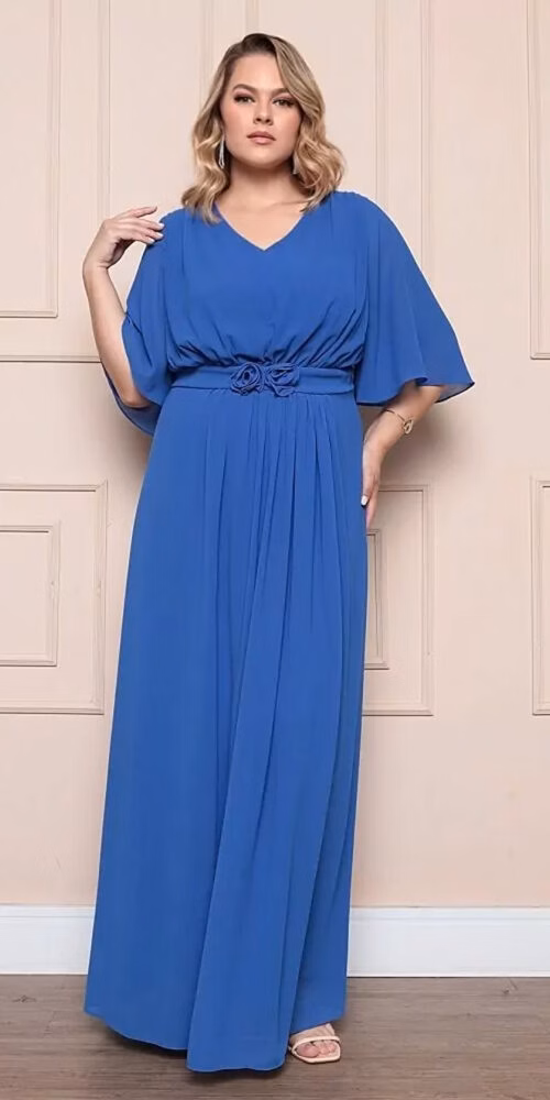 Vestido de Festa com 2 Flores Plus Size